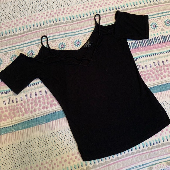 💥3/$20 Streetwear Society black top